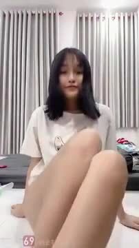 Gái Gọi Body Hot Bị Khách Đụ 3 Lỗ Đến Run Người